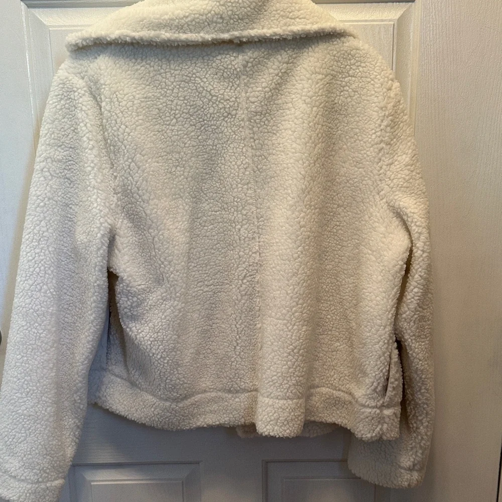 Banana Republic Cream Teddy Jacket, Large, NWT - Picture 4 of 4